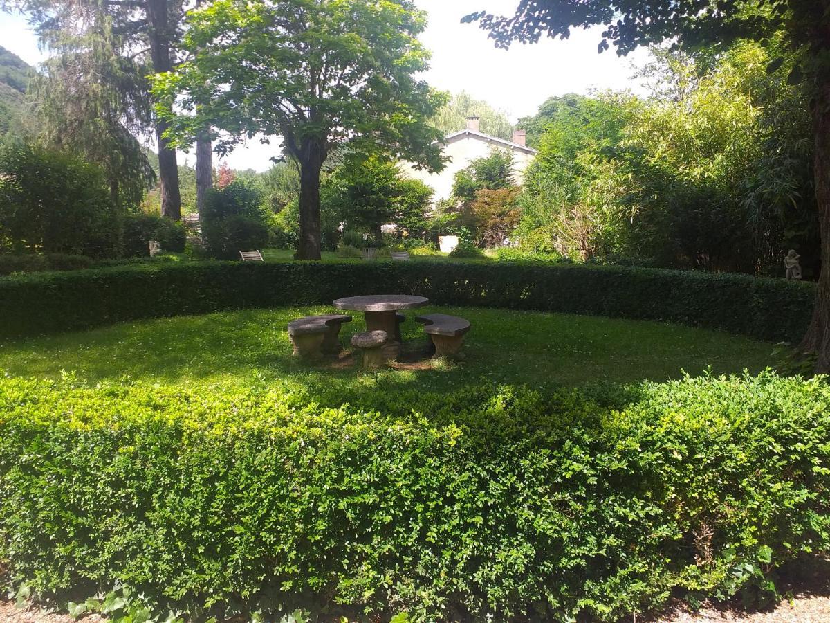 Bed and Breakfast Le Jardin Secret Saint-Antonin Esterno foto