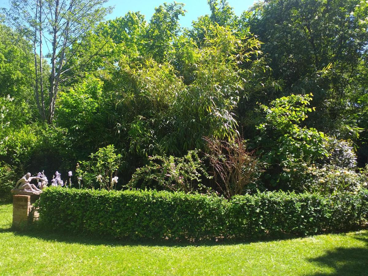 Bed and Breakfast Le Jardin Secret Saint-Antonin Esterno foto